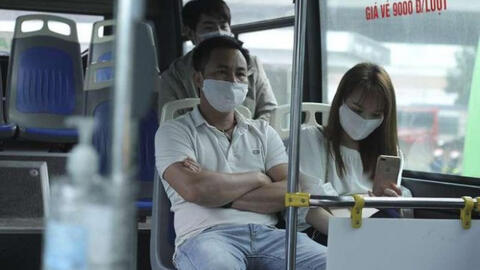 Hà Nội: Dự kiến chia 'thẻ xanh, thẻ vàng Covid' với hành khách xe buýt