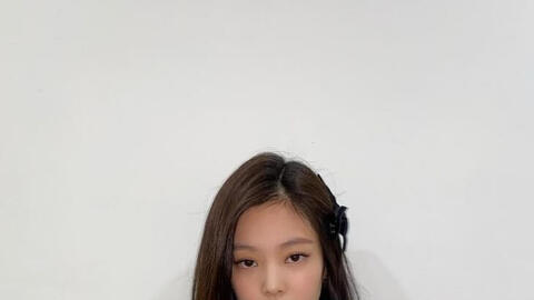 Diện trang sức ngọc trai cuốn hút như sao Hàn