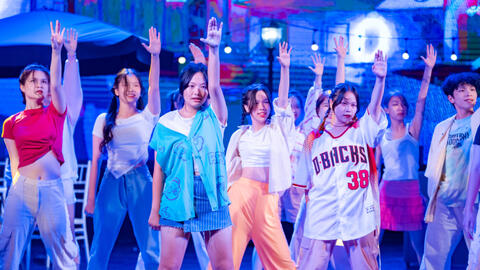 5 tháng chuẩn bị, 1 showcase vũ đạo: Mê cái cách Amser "flex" sự năng động của mình!