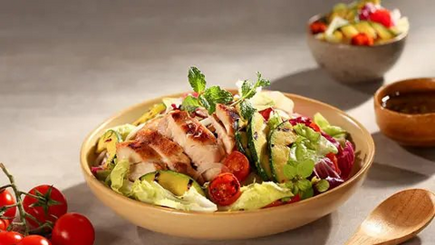 Món ngon mỗi ngày: Salad bí đỏ