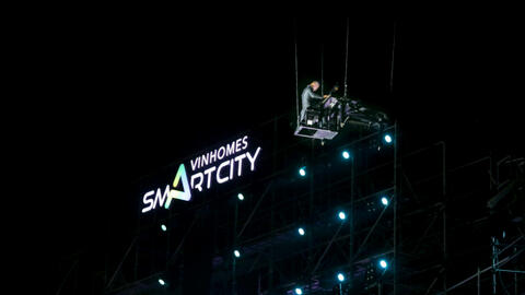 Khán giả vỡ oà với màn biểu diễn Piano bay trong đêm Love Songs Party