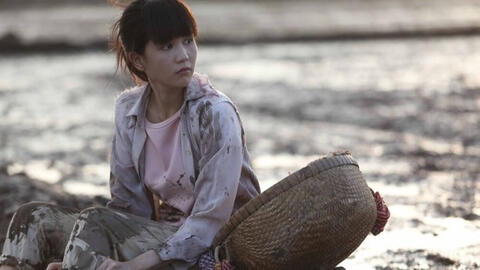 Bộ phim bị lên án phản cảm nhất của Ngọc Trinh bỗng bị đào bới