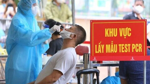 Hà Nội đề xuất hỗ trợ một lần với nhân viên y tế, tối đa 10 triệu đồng