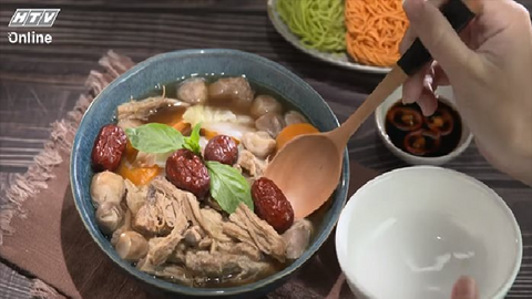 Món ngon mỗi ngày: Canh chân nấm táo đỏ