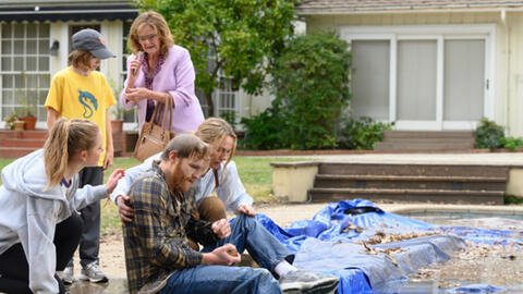 Night Swim - Phim kinh dị mới của James Wan tung trailer khiến khán giả sợ hãi đến “ngạt thở”