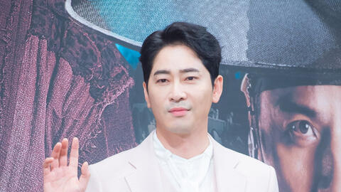 Những ngôi sao mất trắng sự nghiệp vì bê bối tình dục