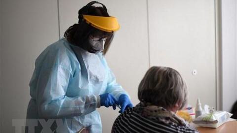 Đức phát hiện ổ dịch nhiễm biến thể mới sau khi được tiêm vắcxin