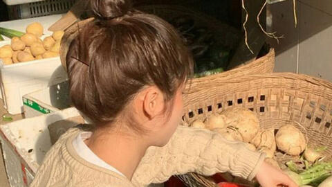 Đi chợ Tết thấy 4 loại rau củ này rẻ mấy cũng đừng mua kẻo rước bệnh về nhà