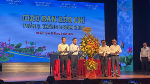 Người làm báo phải luôn giữ lửa nghề, tâm sáng, bút sắc, cập nhật xu hướng