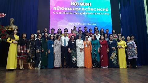 Phụ nữ với những thành tựu khoa học - công nghệ đóng góp cho việc bảo vệ môi trường