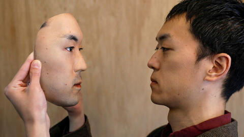 Mặt nạ 3D mô phỏng mặt người thật có giá gần 1000 USD