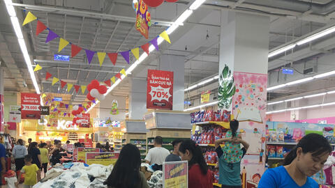 Việt Nam có nguy cơ đánh mất thị trường bán lẻ vào tay nước ngoài?