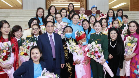 Sáng 15/10: Thủ tướng chủ trì hội nghị đối thoại với phụ nữ cả nước