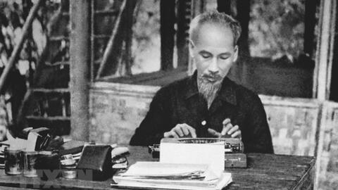 Chủ tịch Hồ Chí Minh - Người sáng lập nền báo chí cách mạng Việt Nam