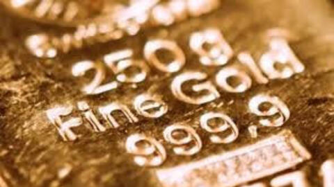 Giá vàng tiến dần đến mốc 1.800 USD