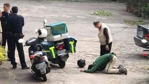 Giám đốc U40 nhận quả đắng “về vườn" làm shipper: “Tôi đau đớn, mất tất cả chỉ vì ham nhàn"