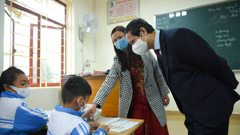 Bộ trưởng Nguyễn Kim Sơn: Đưa học sinh học tập trở lại cần thực hiện thống nhất