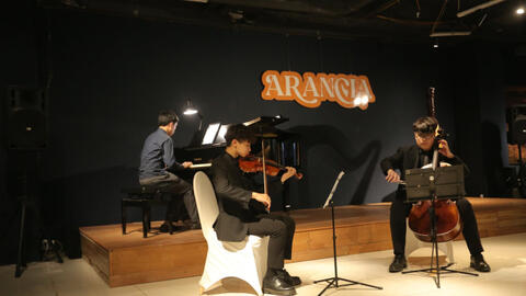 Học sinh Hà Nội và dự án Project L'umore: góp tiếng cười cho trẻ em hở hàm ếch