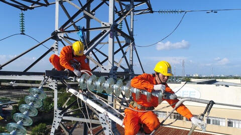 Thủ tướng yêu cầu thanh tra về quản lý và cung ứng điện của EVN