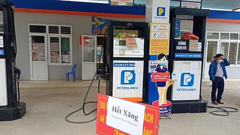 Nhà máy lọc hoá dầu Nghi Sơn giảm công suất, dấu hiệu các đơn vị găm hàng, tạo khan hiếm