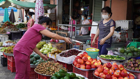 Mở lại tất cả các chợ truyền thống trên cơ sở đảm bảo an toàn dịch bệnh