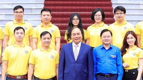 Chủ tịch nước: Hỗ trợ gương mặt trẻ tiêu biểu lan tỏa giá trị tốt đẹp