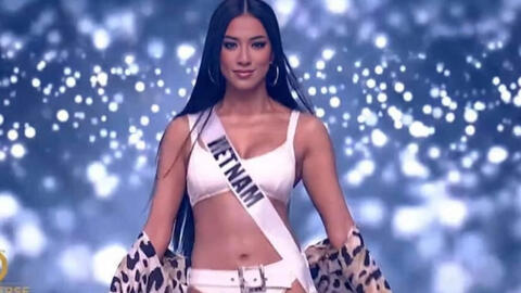 Kim Duyên ghi điểm với màn catwalk đầy thần thái tại bán kết Hoa hậu Hoàn vũ 2021