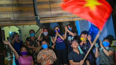 Thôn Đông Cứu dỡ bỏ cách ly, Hà Nội không còn ổ dịch Covid-19