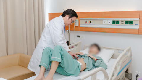 Nam thanh niên 19 tuổi mắc ung thư xương và 6 dấu hiệu cảnh báo bệnh ai cũng nên biết