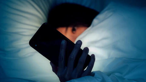 Thời điểm nguy hiểm nhất trong ngày mà bạn không nên dùng điện thoại