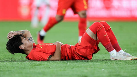 Đội nhà chơi kém trước Việt Nam, báo Trung Quốc lo không thắng nổi… Singapore