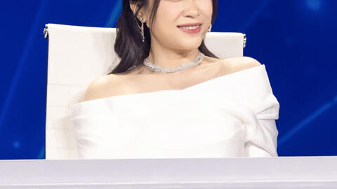 Mỹ Tâm "cà khịa" đầy duyên dáng hiện tượng "Giận anh" trên sóng Vietnam Idol?