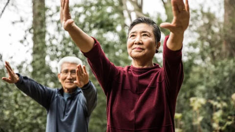 6 hành vi thường thấy ở những người sống thọ sống khỏe: Bạn có mấy?
