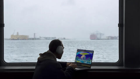 Apple ra mắt MacBook Pro M3 mới, đánh dấu sự kết thúc của Touch Bar, giá từ 40 triệu VND