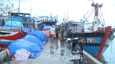 Ứng phó bão số 5 ở Thừa Thiên - Huế: Ưu tiên sơ tán người già, trẻ em