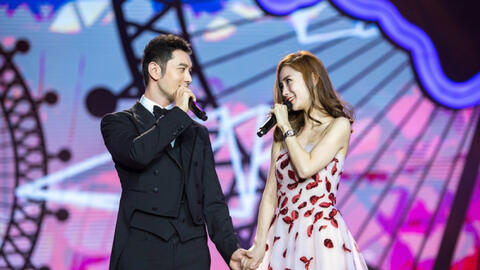 Chặng đường yêu đầy ồn ào của Huỳnh Hiểu Minh và Angelababy trước khi li dị