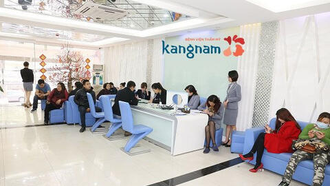 Người phụ nữ 61 tuổi ở TP.HCM tử vong sau khi cấy mỡ ngực