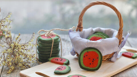 Món ngon mỗi ngày: Cách làm bánh quy dưa hấu vừa ngon vừa lạ cho ngày Tết