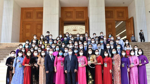 Bộ Giáo dục và Đào tạo vinh danh gần 300 nhà giáo tiêu biểu