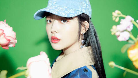 Gu thời trang biến hóa của Sulli trước khi mất