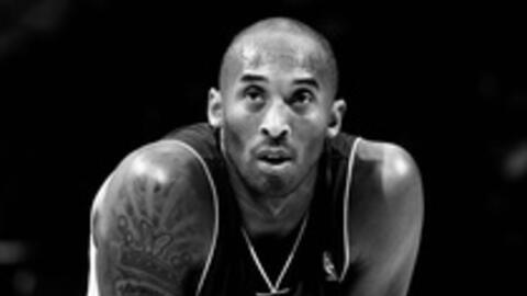 Huyền thoại bóng rổ Kobe Bryant và con gái qua đời