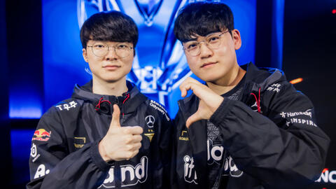 Chê bai cấm chọn của T1, BLV danh tiếng bị khán giả thi nhau chỉ trích chuyên môn