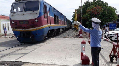 Ảnh hưởng của dịch Covid-19, ngành đường sắt khó khăn chồng khó khăn