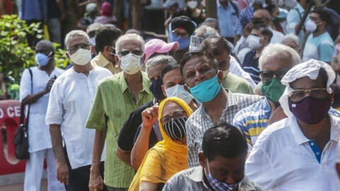 Chỉ có 3% dân số Ấn Độ được tiêm vaccine vì sự bất bình đẳng và nhiều rào cản