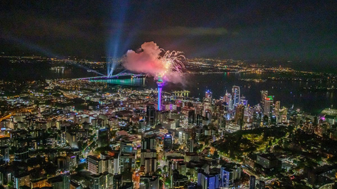 Các quốc gia trên thế giới bắt đầu đón mừng Năm mới 2021