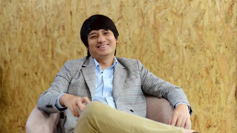 Hoàng Tuấn Anh “cha đẻ ATM gạo”, từ cậu bé chà toilet đến ông chủ triệu USD