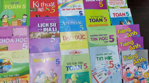 Bộ GD&ĐT đề xuất mua SGK bằng ngân sách và đưa vào thư viện để sử dụng nhiều lần