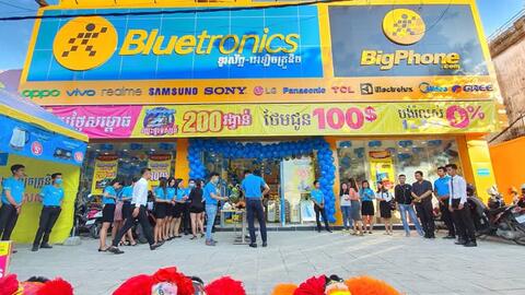 Thế Giới Di Động và FPT Retail kinh doanh ra sao trong mùa COVID-19?