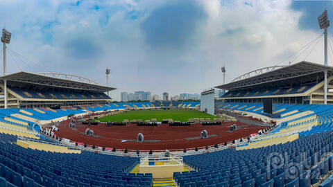 Gấp rút hoàn thiện các hạng mục trên sân Mỹ Đình trước lễ khai mạc SEA Games 31