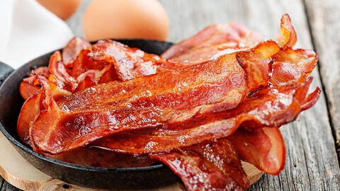 Bữa trưa nếu ăn quá nhiều 4 thứ này thì chẳng khác nào tàn phá sức khỏe, bác sĩ nói cần từ bỏ ngay